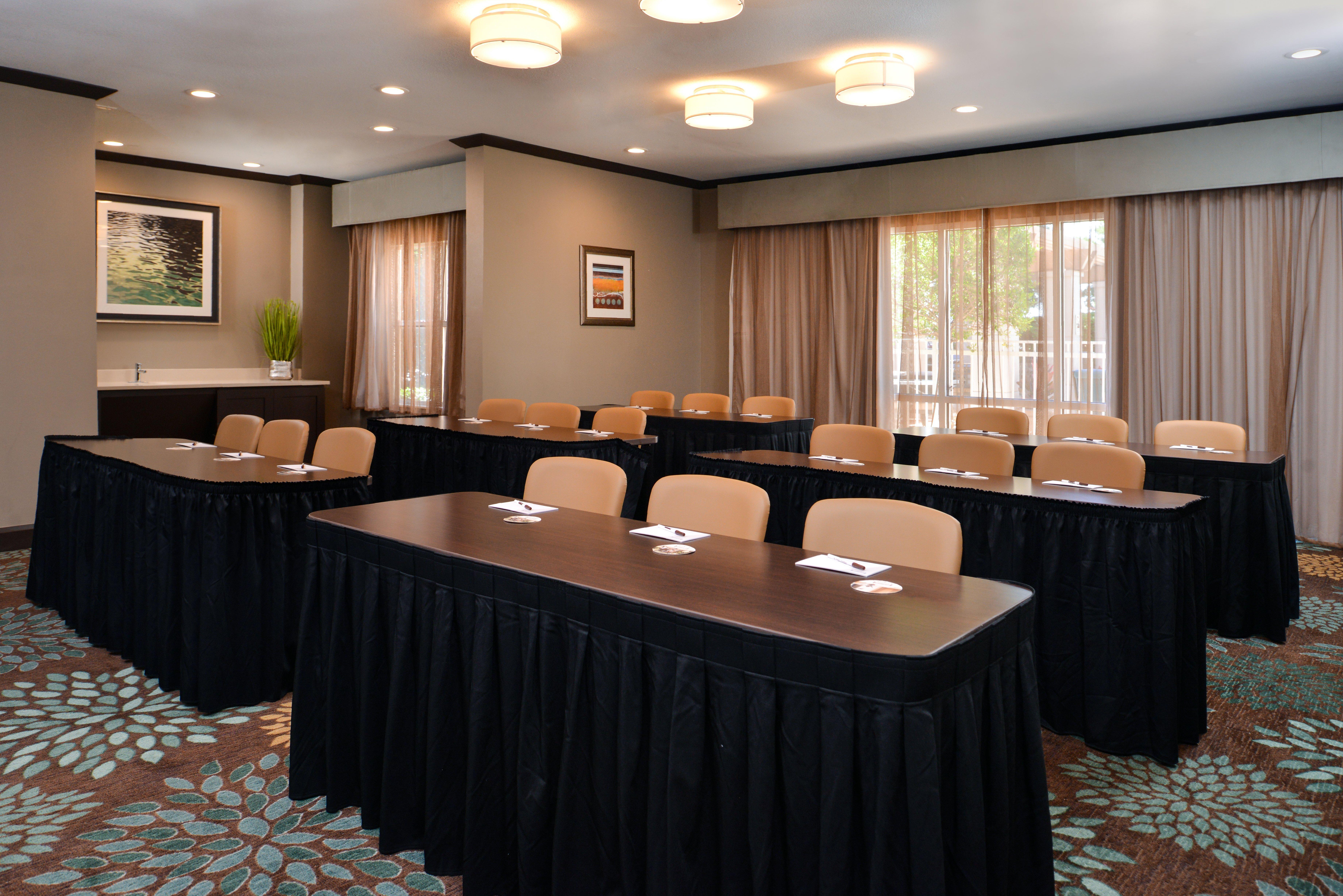 Staybridge Suites Wichita Falls By Ihg Exterior photo